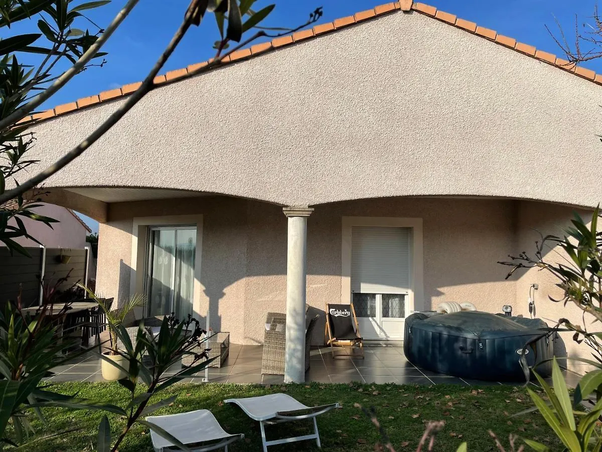 Bed & Breakfast Maison Entiere 4 Lits 8 Pl Avec Jacuzzi Proche Du Safari De Peaugres Anneyron