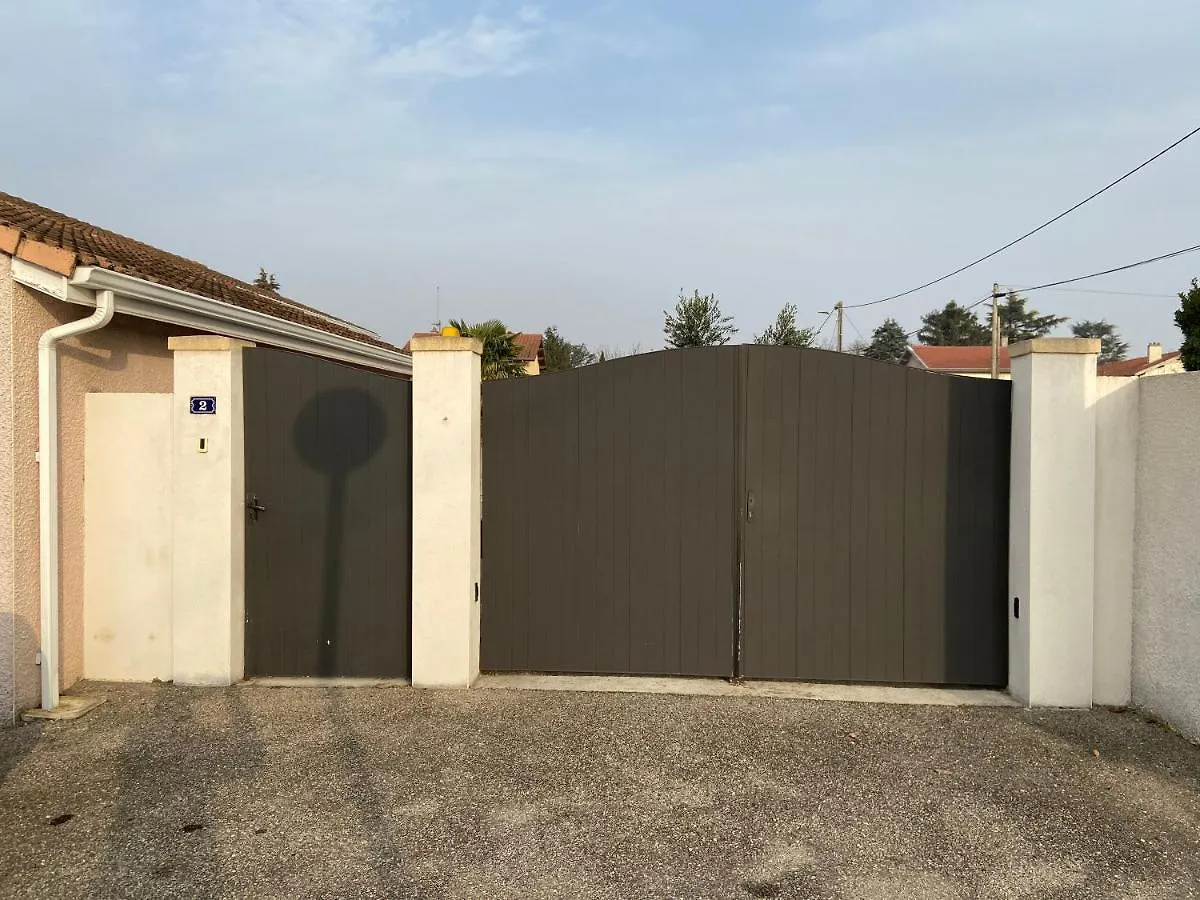 Maison Entiere 4 Lits 8 Pl Avec Jacuzzi Proche Du Safari De Peaugres Anneyron