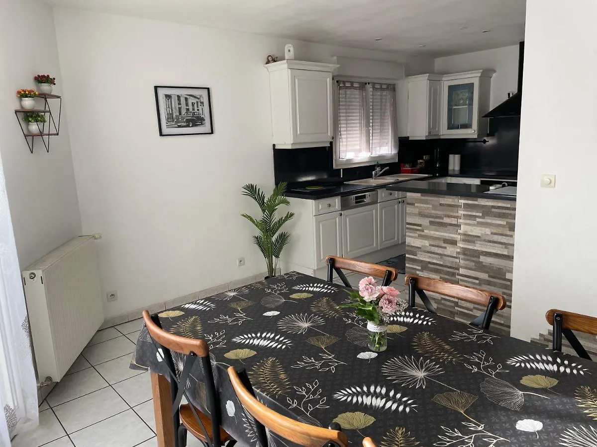 Maison Entiere 4 Lits 8 Pl Avec Jacuzzi Proche Du Safari De Peaugres Anneyron