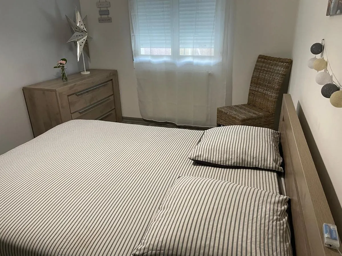 Maison Entiere 4 Lits 8 Pl Avec Jacuzzi Proche Du Safari De Peaugres Anneyron Bed & Breakfast