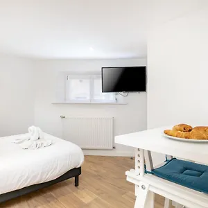  Couette-café Le Belem : Spacieuse Avec Sdb Privative, Cuisine Et Salon Partagés, Terrasse, Proche Facs Et Centre France